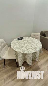 1-к квартира, посуточно, 49м2, 1/1 этаж