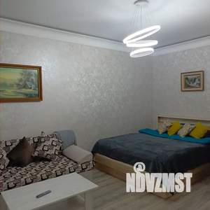 1-к квартира, посуточно, 38м2, 3/9 этаж