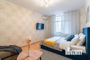1-к квартира, посуточно, 40м2, 12/16 этаж