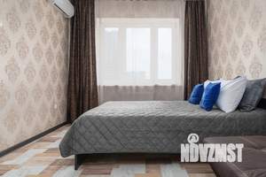2-к квартира, посуточно, 70м2, 7/24 этаж
