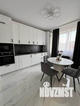 1-к квартира, посуточно, 56м2, 1/1 этаж