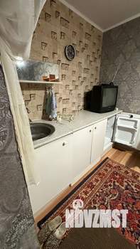 Студия квартира, посуточно, 12м2, 1/1 этаж