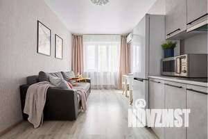 1-к квартира, посуточно, 41м2, 14/24 этаж