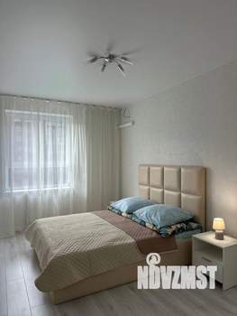 1-к квартира, посуточно, 42м2, 12/20 этаж