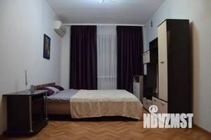 1-к квартира, посуточно, 37м2, 1/3 этаж