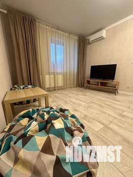 1-к квартира, посуточно, 37м2, 15/16 этаж