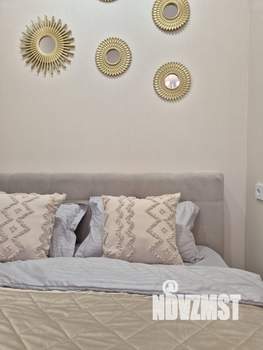 1-к квартира, посуточно, 42м2, 2/22 этаж