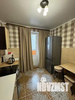 1-к квартира, посуточно, 40м2, 3/16 этаж