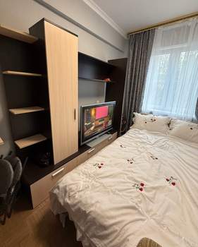 1-к квартира, на длительный срок, 13м2, 3/5 этаж