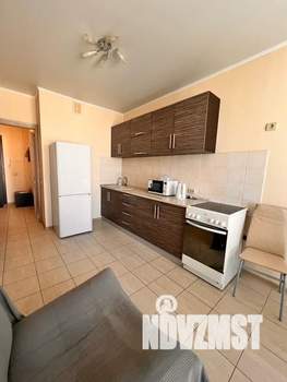 1-к квартира, посуточно, 42м2, 23/25 этаж