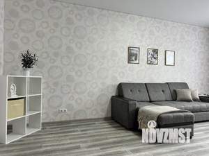 2-к квартира, посуточно, 60м2, 1/1 этаж