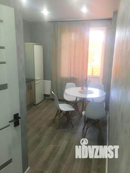 1-к квартира, посуточно, 35м2, 10/19 этаж