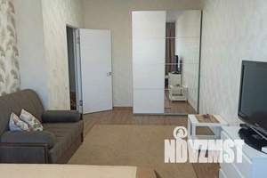 1-к квартира, посуточно, 43м2, 14/19 этаж