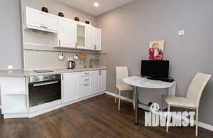 Студия квартира, посуточно, 33м2, 22/22 этаж