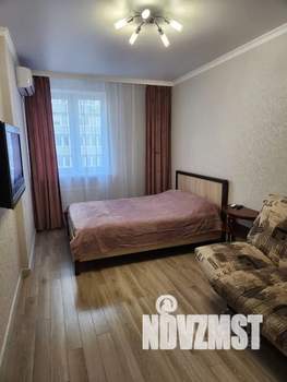 1-к квартира, посуточно, 34м2, 10/17 этаж