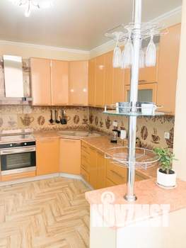 1-к квартира, посуточно, 70м2, 1/1 этаж