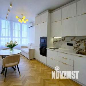 1-к квартира, посуточно, 33м2, 1/1 этаж