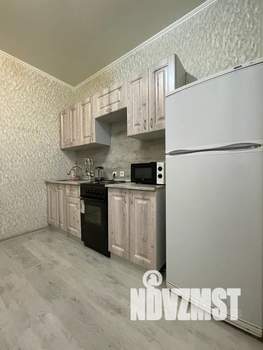 1-к квартира, посуточно, 44м2, 8/18 этаж