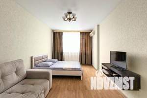 1-к квартира, посуточно, 42м2, 16/24 этаж