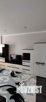1-к квартира, на длительный срок, 60м2, 7/25 этаж