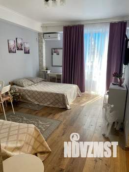 Студия квартира, посуточно, 35м2, 2/5 этаж