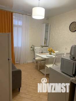 1-к квартира, посуточно, 43м2, 2/20 этаж