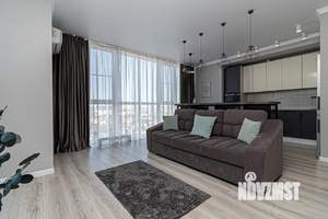 Студия квартира, посуточно, 43м2, 16/21 этаж