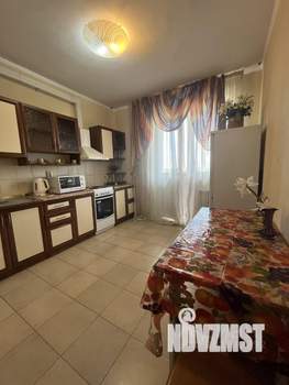 1-к квартира, посуточно, 40м2, 7/15 этаж