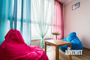 1-к квартира, посуточно, 42м2, 1/1 этаж