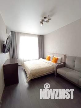 1-к квартира, посуточно, 40м2, 2/20 этаж