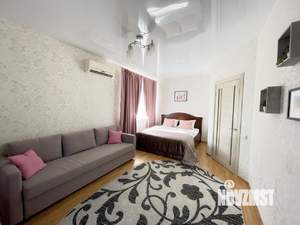 1-к квартира, посуточно, 45м2, 1/1 этаж