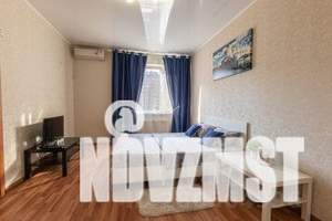 1-к квартира, посуточно, 40м2, 9/17 этаж