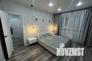 1-к квартира, посуточно, 38м2, 13/16 этаж
