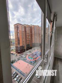 Студия квартира, на длительный срок, 30м2, 10/18 этаж