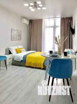 Студия квартира, посуточно, 32м2, 11/21 этаж