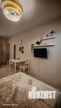 Студия квартира, посуточно, 28м2, 1/12 этаж