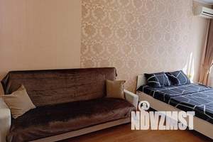 1-к квартира, посуточно, 50м2, 10/17 этаж