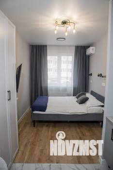 Студия квартира, посуточно, 19м2, 1/17 этаж