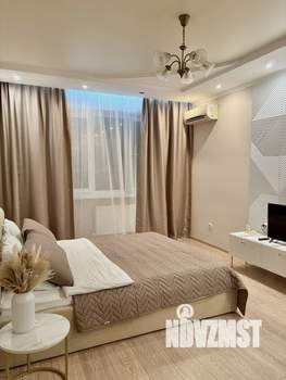 1-к квартира, посуточно, 42м2, 13/17 этаж