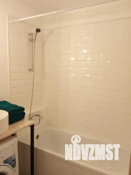 1-к квартира, посуточно, 42м2, 13/16 этаж