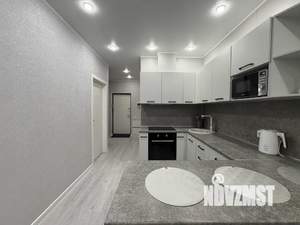 2-к квартира, посуточно, 46м2, 19/20 этаж