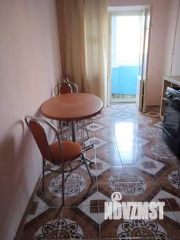 3-к квартира, на длительный срок, 120м2, 1/10 этаж