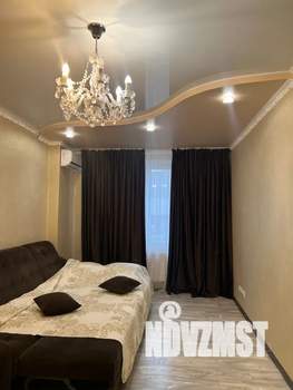 1-к квартира, посуточно, 43м2, 1/19 этаж