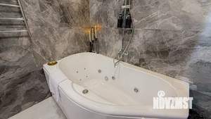 Студия квартира, посуточно, 38м2, 8/24 этаж