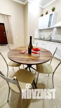 1-к квартира, посуточно, 39м2, 7/10 этаж