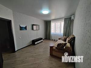 1-к квартира, посуточно, 40м2, 10/17 этаж