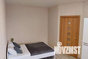 1-к квартира, посуточно, 45м2, 2/17 этаж