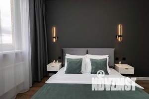 1-к квартира, посуточно, 40м2, 9/16 этаж