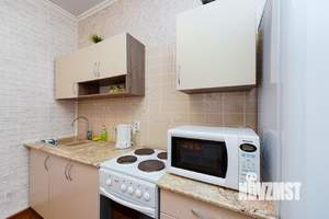 1-к квартира, посуточно, 45м2, 1/1 этаж