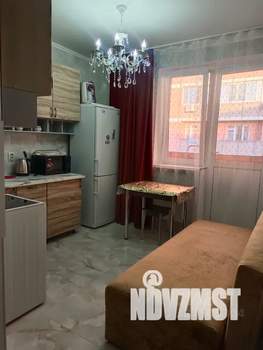 1-к квартира, посуточно, 38м2, 9/9 этаж